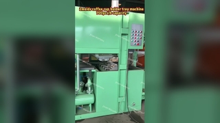 Vassoio portabicchieri da caffè. Produzione oraria di 700 pezzi