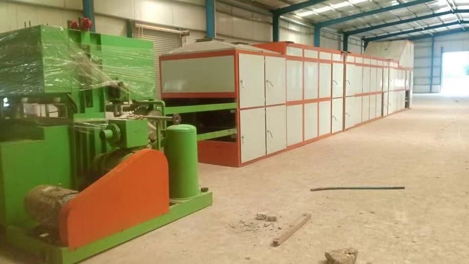 Confezionatrice automatica per vassoi portauova / Attrezzatura per stampaggio della polpa / Linea di produzione vassoi portauova con controllo PLC