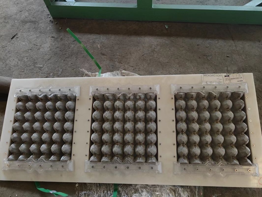 Macchina semiautomatica per vassoi di uova in carta 1000pcs/h Linea di produzione automatica di cartoni di uova