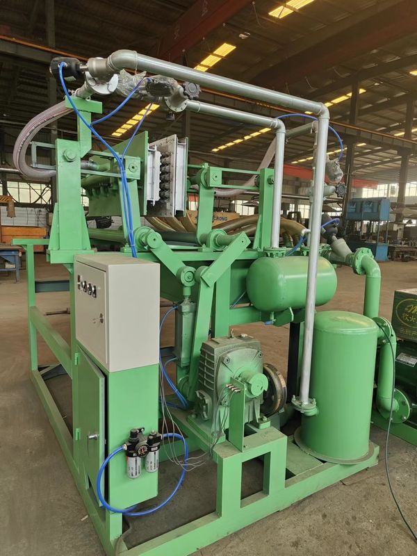 700pcs-1500pcs per ora macchina di stampaggio della pasta di carta e del vassoio per uova