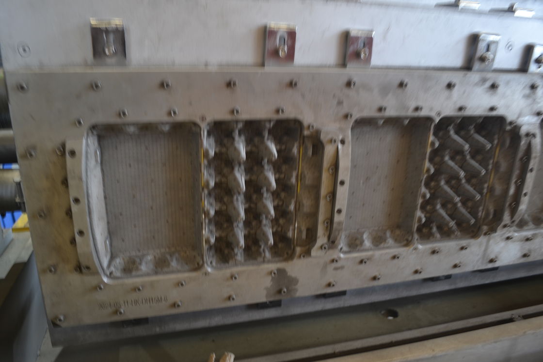 Linea di produzione di macchine a vassoio per uova completamente automatica Sistema di produzione che combina tecnologia di risparmio energetico e costruzione durevole per la produzione