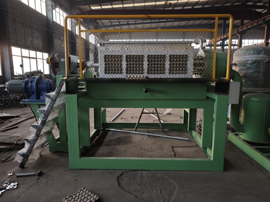 2500-3000pcs/ora Capacità semiautomatica 4*4 Stampi vassoio per uova macchina di produzione di carta stampaggio di pasta per la produzione di grandi volumi