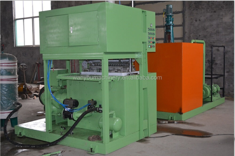 Macchina semiautomatica per vassoi di uova di carta 700pcs/h-1500pcs/h Linea di produzione di cartoni di uova automatici riciclati