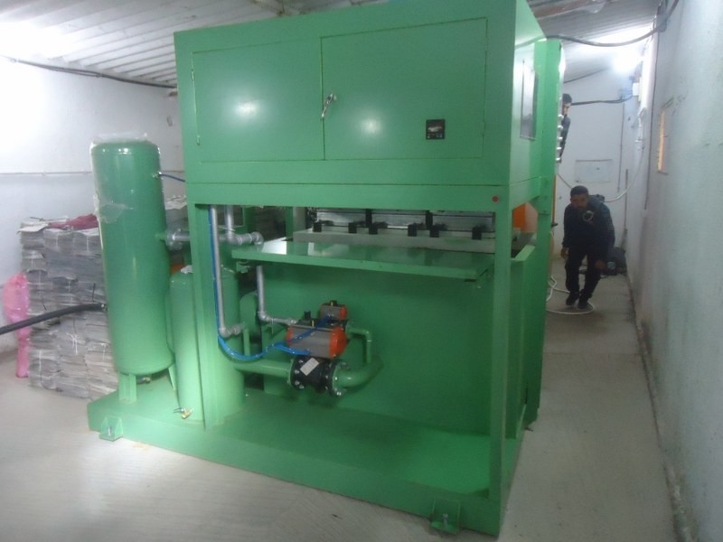 Macchina per la produzione di vassoi di frutta in carta, macchina per vassoi per uova, macchina per la produzione di cartoni per uova, macchina per lo stampaggio della polpa con manutenzione a vita