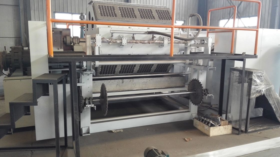 PLC controllata macchina automatica di produzione di vassoi per uova 5000-6000pcs/ora
