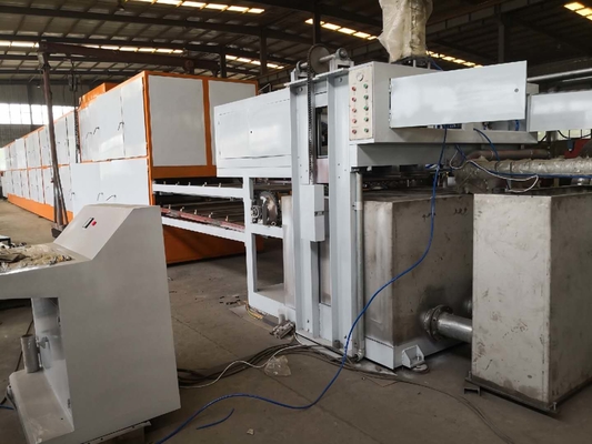 Uovo di carta di modellatura Tray Making Machine Reciprocated Drying della polpa idraulica